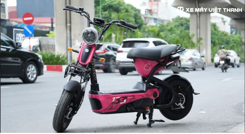 Học sinh cấp 2 có được điều khiển xe đạp điện