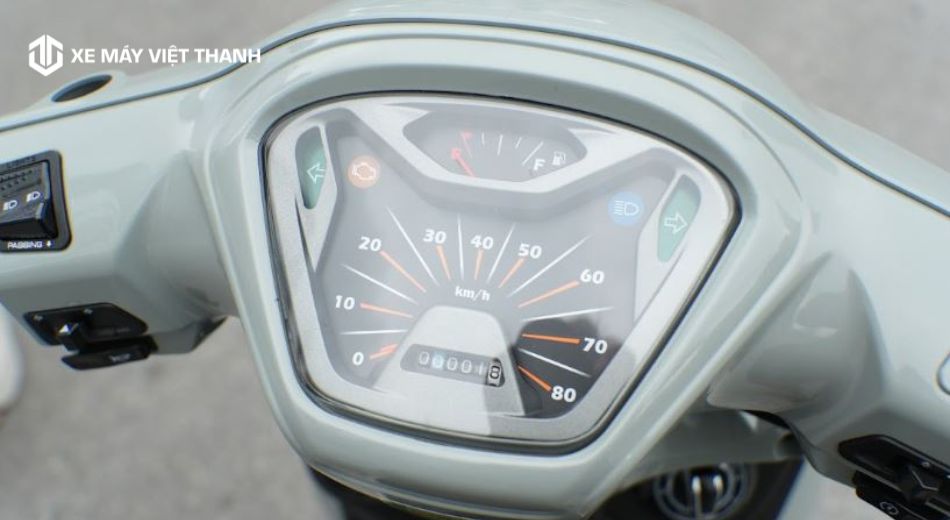 cách đi xe ga 50cc chuẩn là không nên để xe 50cc cạn kiệt xăng