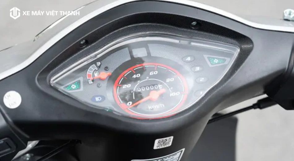 Đồng hồ xe hiển thị đủ mọi thông tin cần thiết