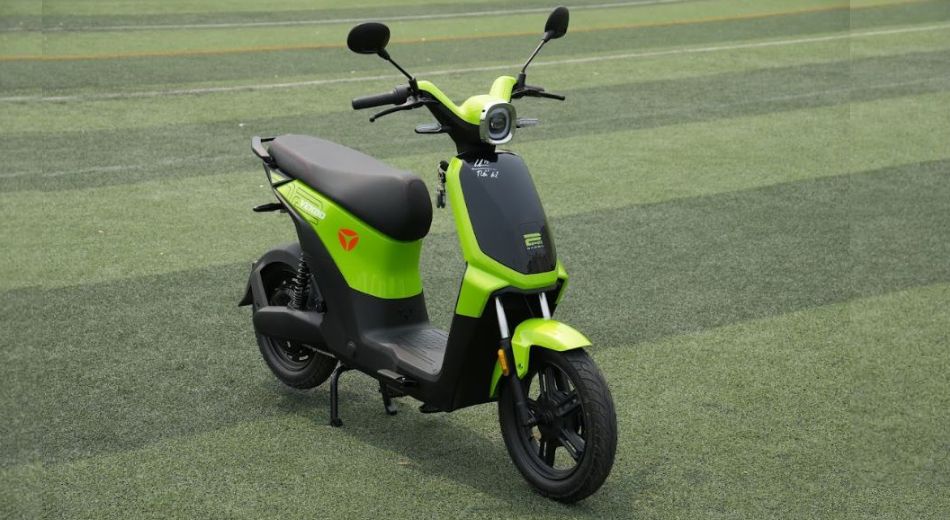 Xe Điện Đi Mưa Có Sao Không? Cách Dùng An Toàn Nhất