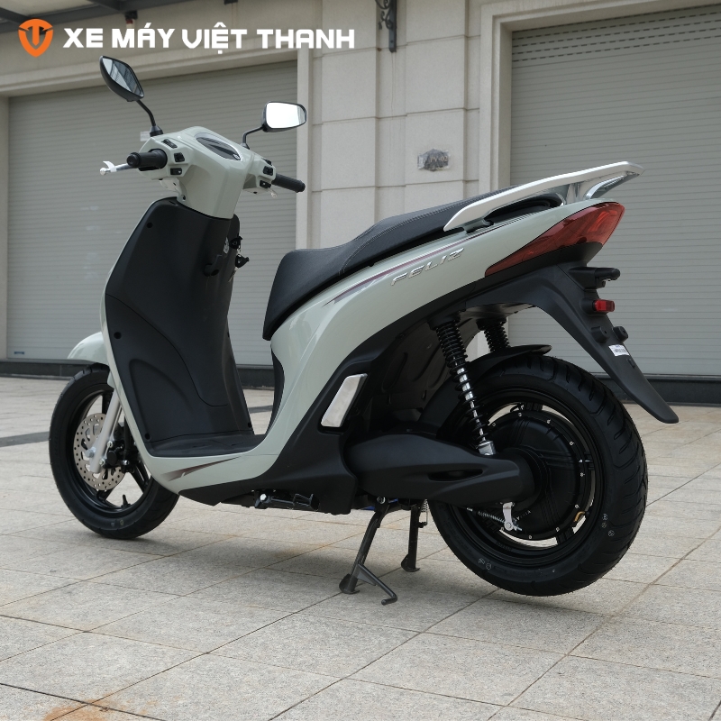 Mẫu xe máy điện Vinfast Feliz 2025 màu xanh oliu