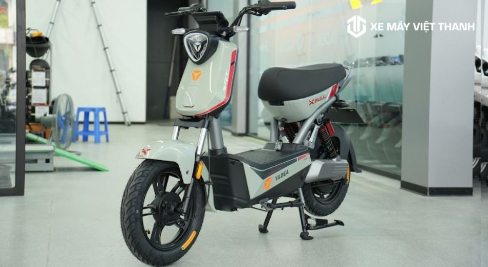 Xe máy điện Xbull thể thao cá tính