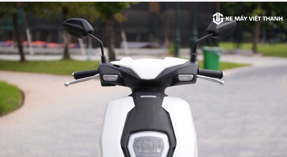 Gương đạt tiêu chuẩn sẽ gồm những yếu tố nào