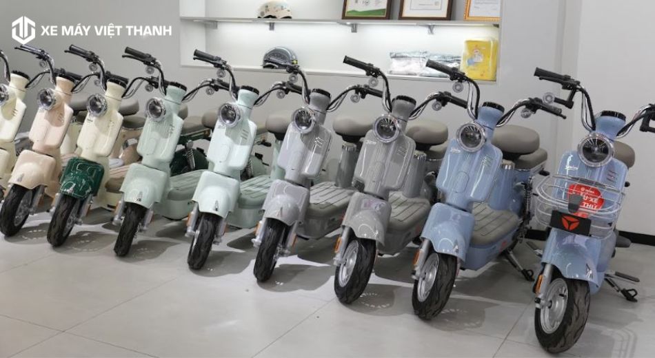 Mẫu xe máy điện Yadea i8 yên thấp đẹp