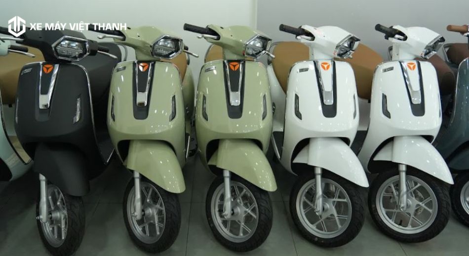Sạc pin cho xe điện mới mua
