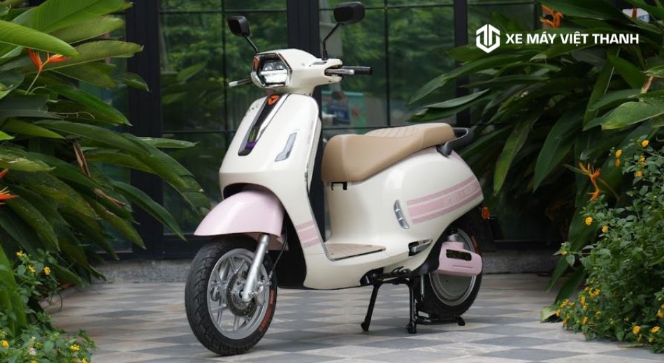 Xe điện màu hồng phù hợp dành cho ai