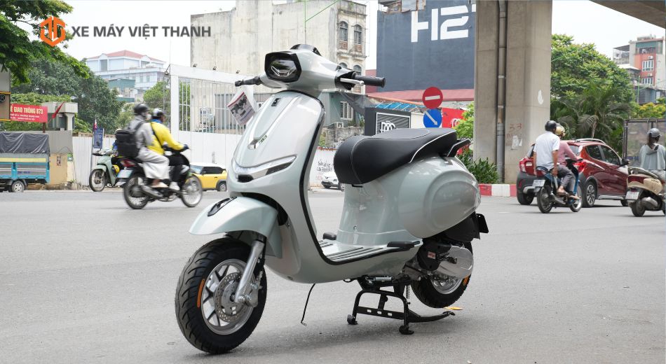 Bạn học sinh lớp 9 có được đi xe 50cc không
