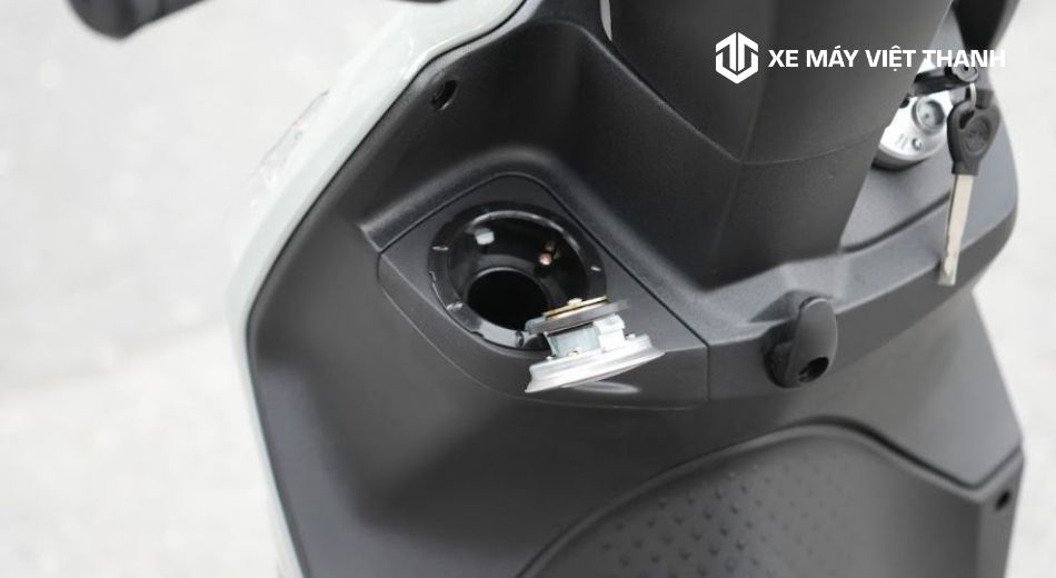 Đổ xăng nào khi điều khiển xe 50cc