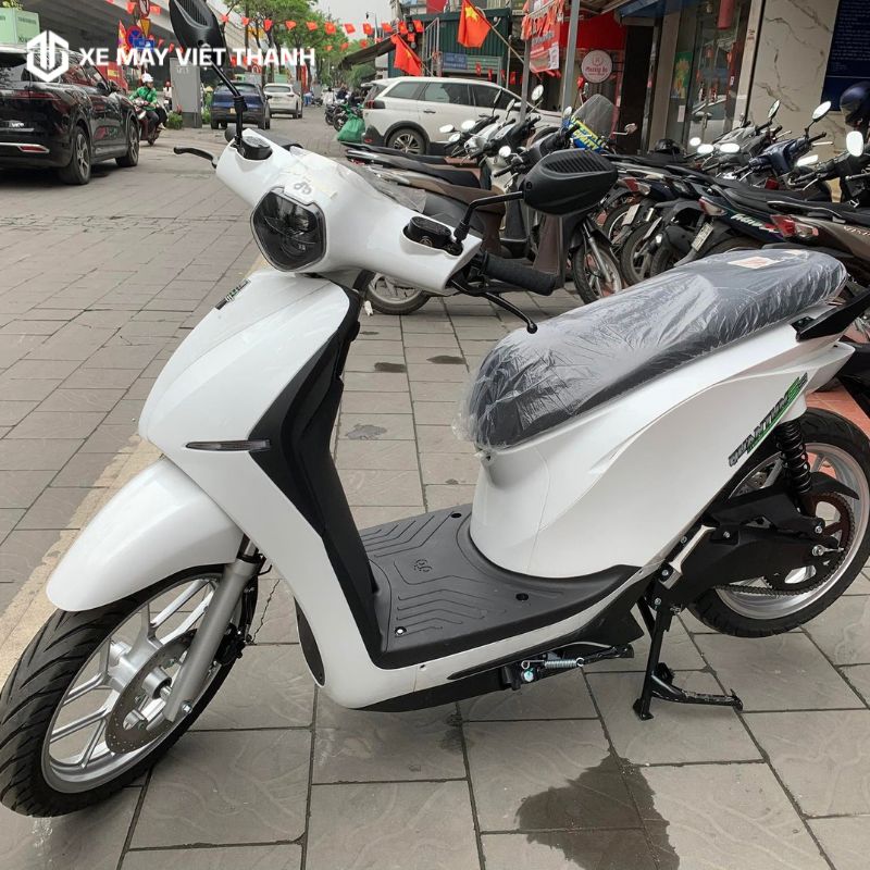 mau-xe-may-dien-datbike-quantum-mau-trang