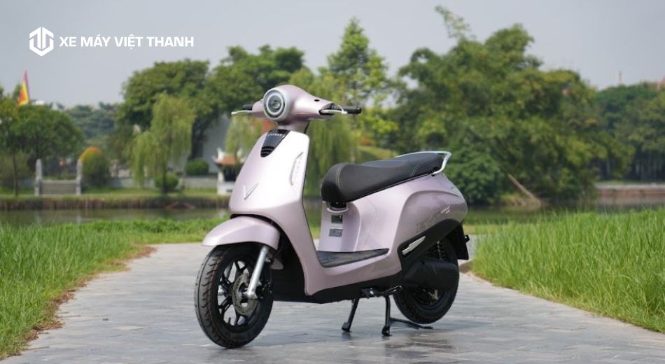 Mẫu xe máy điện Evo Grand Lite cho học sinh nữ