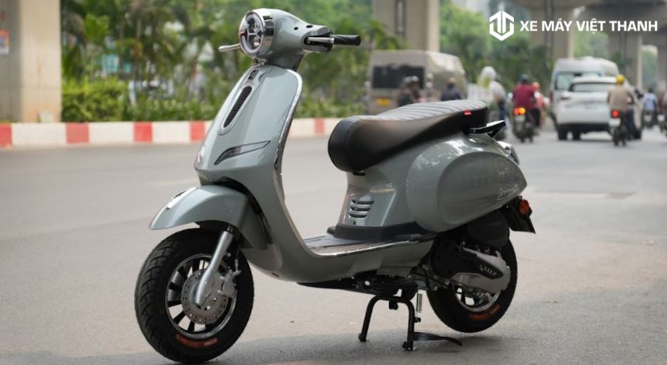 Mẫu xe Ally Vegas 50cc thiết kế dáng Vespa