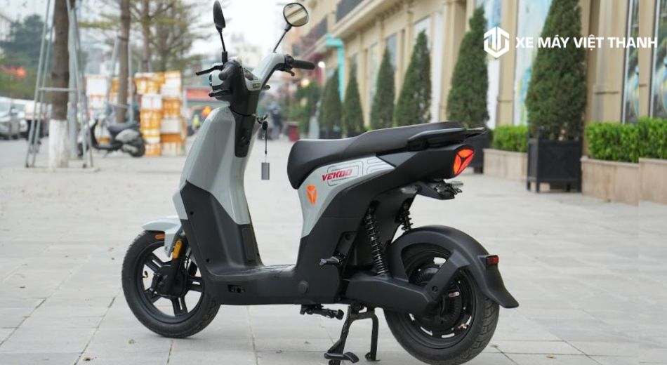 Sạc pin ở nơi thoáng và khô ráo