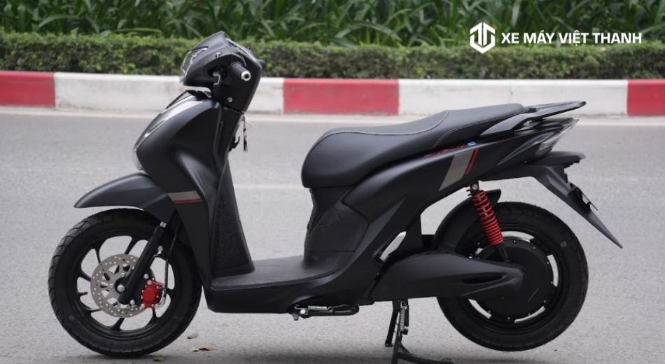 Một lần sạc xe máy điện tốn bao nhiêu tiền