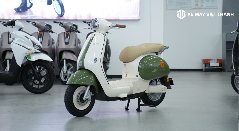 Khi sạc xe máy điện có tốn điện hay không