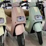 Sạc Xe Máy Điện Có Tốn Điện Không? Chi Phí Mỗi Lần Sạc