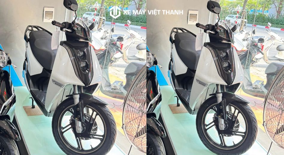 Mẫu xe máy điện Theon S pin khoẻ và bền bỉ