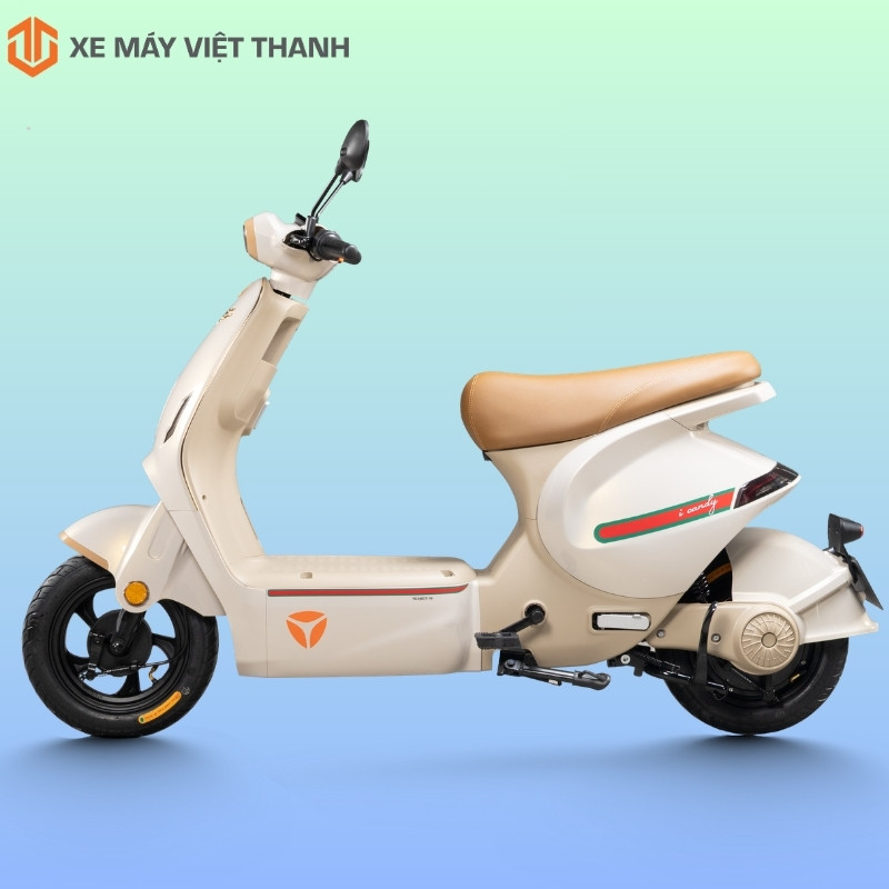 tổng thể thiết kế mẫu xe máy điện Yadea iCandy màu vàng cam đất