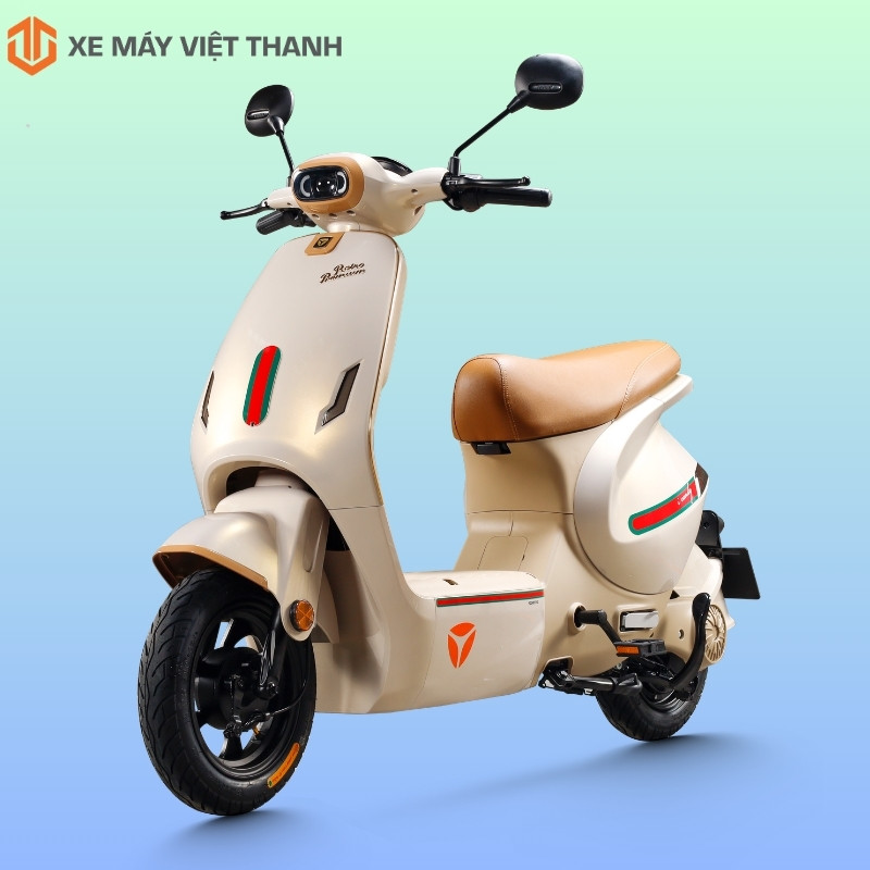 Mẫu xe máy điện Yadea iCandy màu vàng cam đất