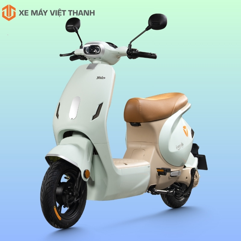 Mẫu xe máy điện Yadea iCandy màu xanh lá trúc