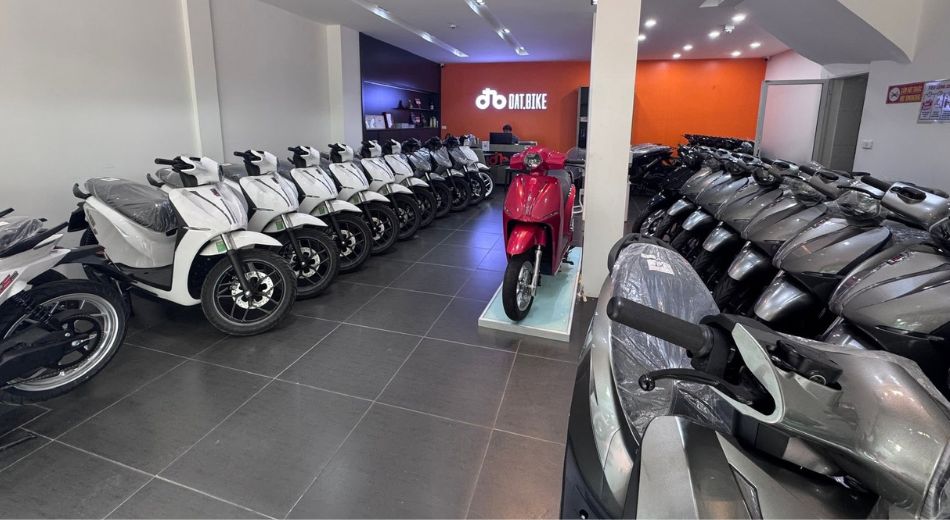 Top 7 Mẫu Xe Máy Điện Chạy 200km Đáng Mua Nhất 2026