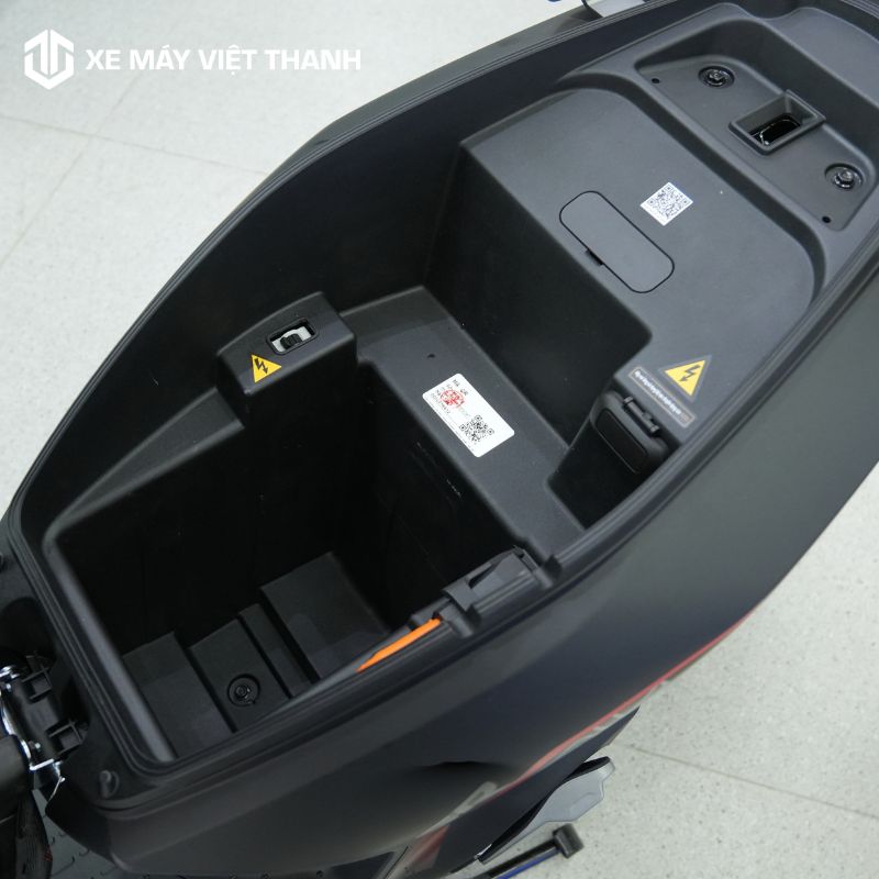 cop-xe-may-dien-yadea-voltguard-u80